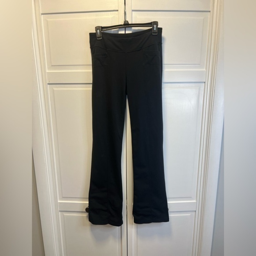 Athleta Tech Stretch Metro Classic Yoga Pants Size Women’s Small Color Black